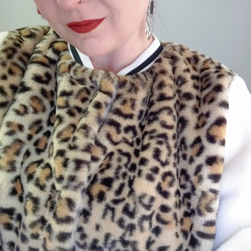 Puffy leopard jacket - Picture 4 of 8